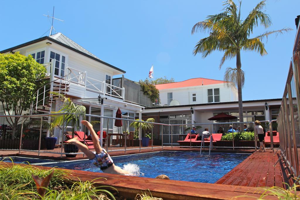 Commodores Lodge Расселл Экстерьер фото