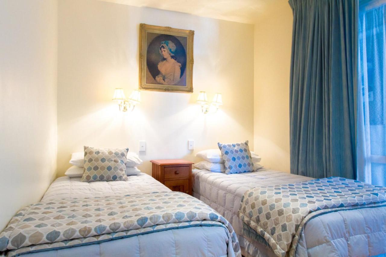 Commodores Lodge Расселл Экстерьер фото